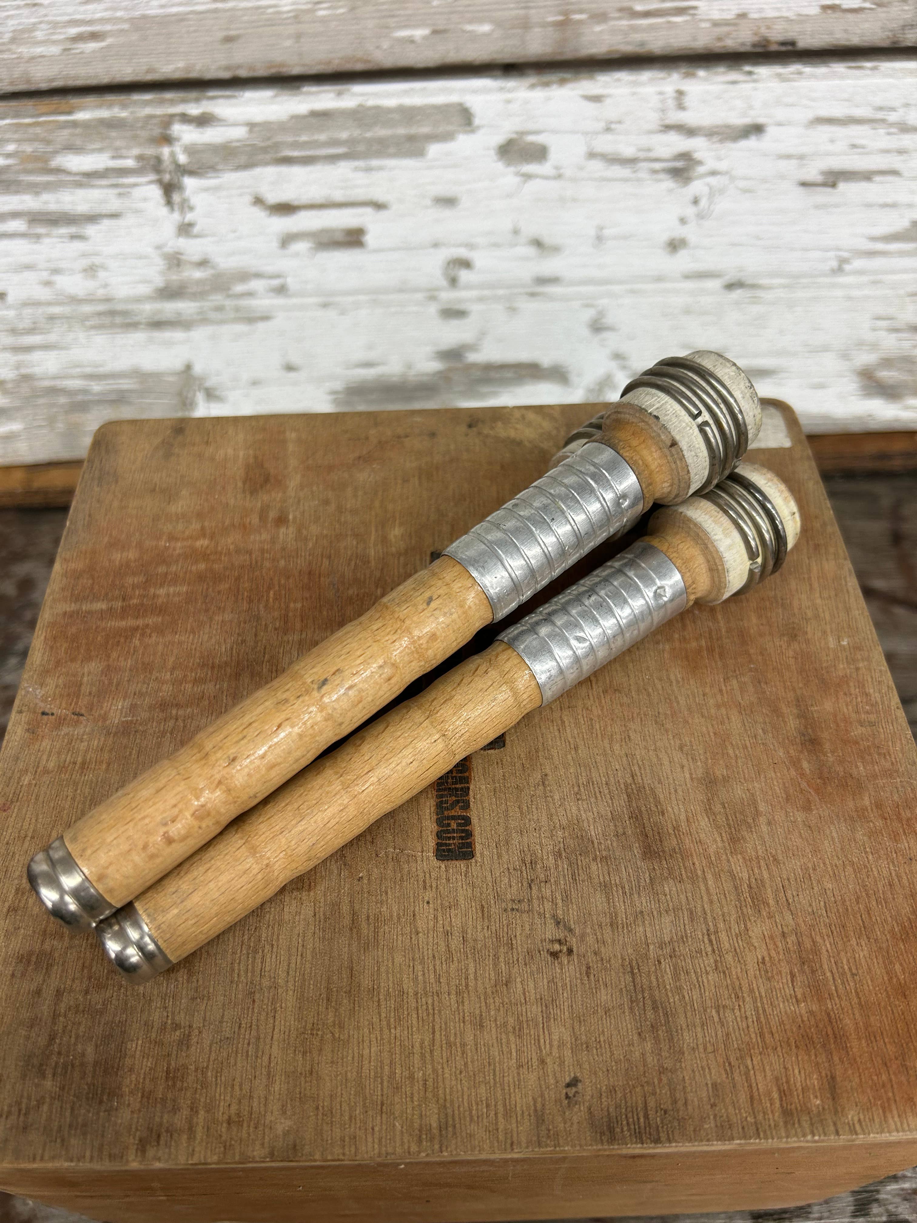 7006. Wood Quill