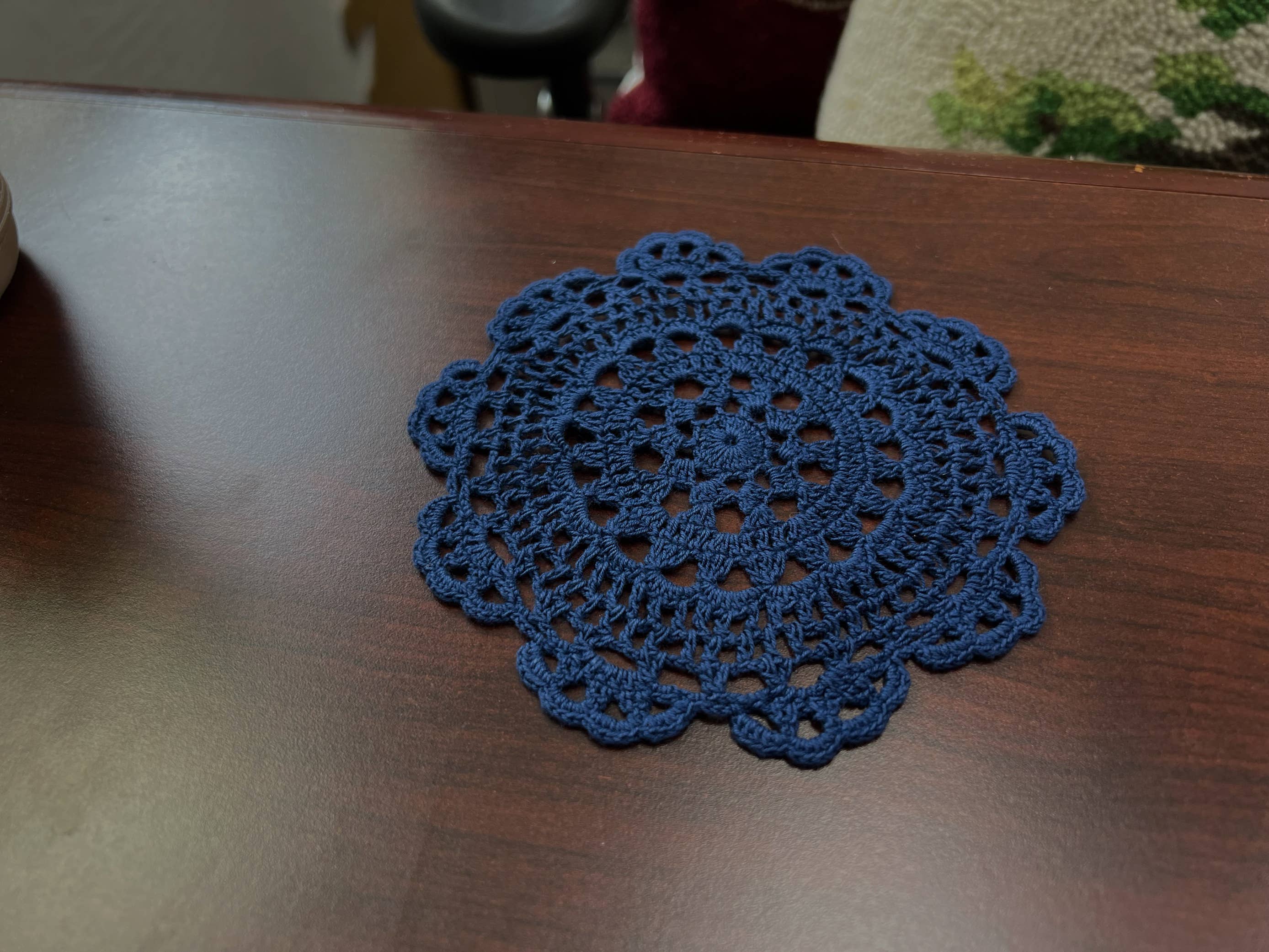 7658. Annie’s Treasures Doilies Medallion