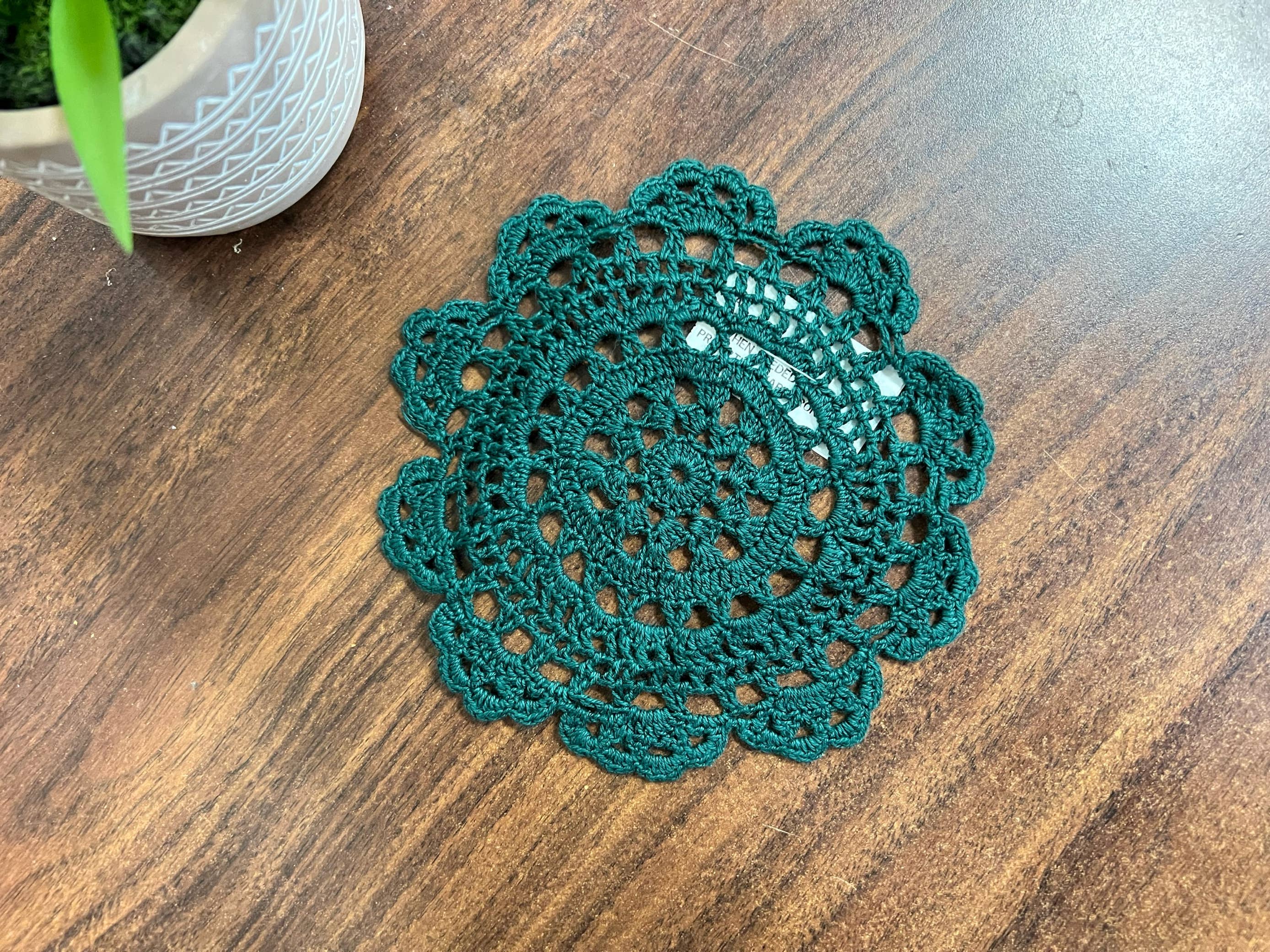 7657. Annie’s Treasures Doilies Medallion