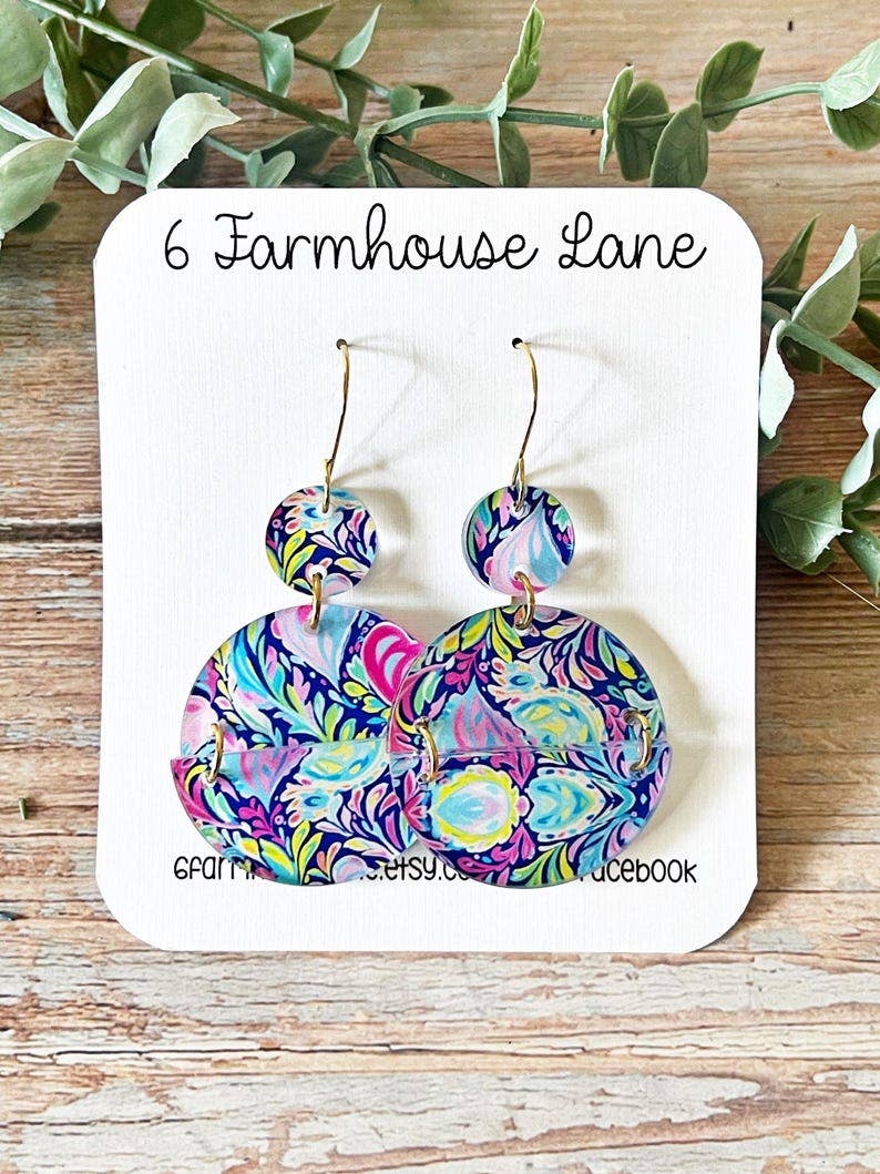 4184. Floral Dangle Earrings: Lilly Inspired Acrylic, Gold Hooks