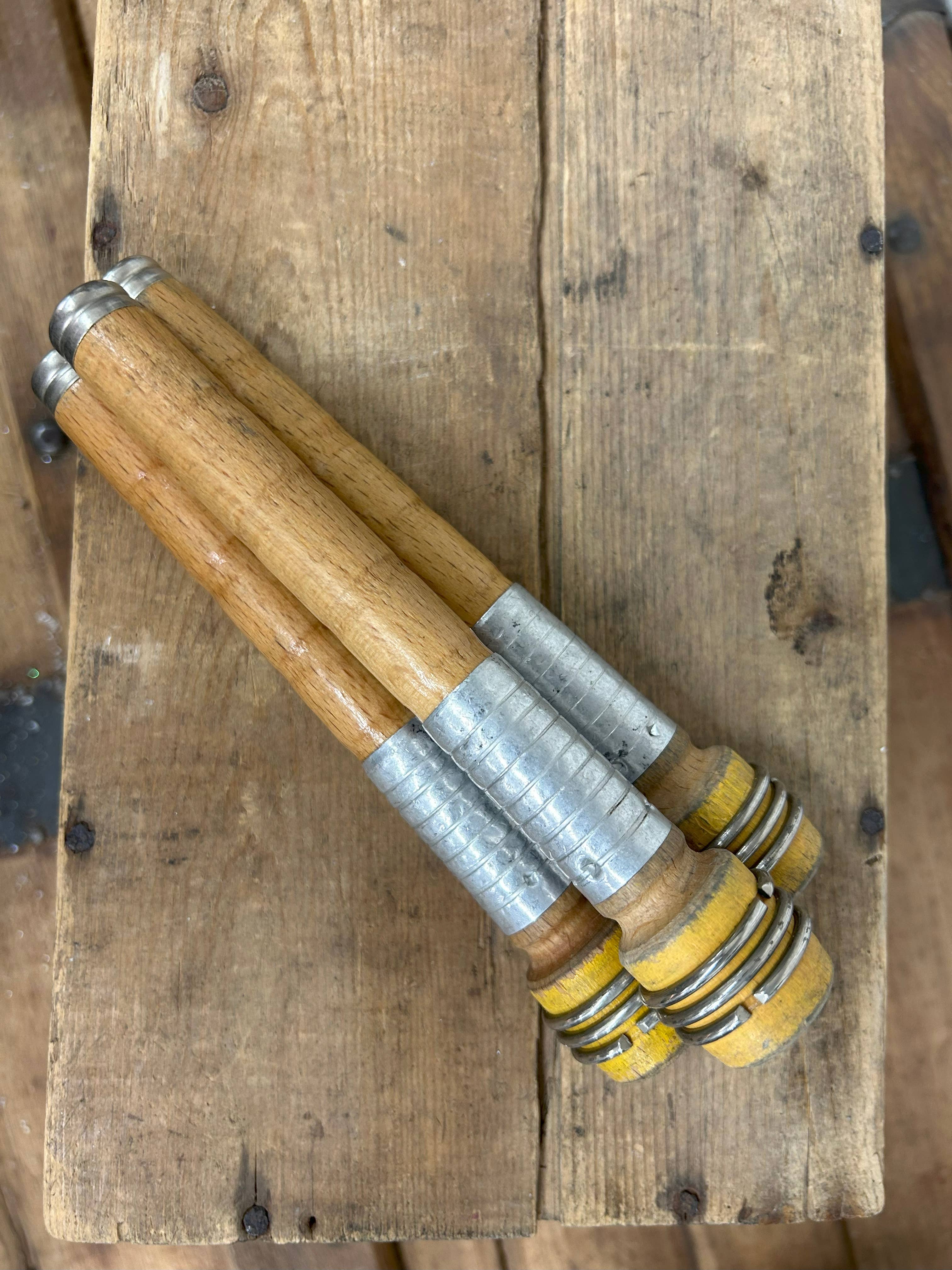 7003. Wood Quill - Yellow Top