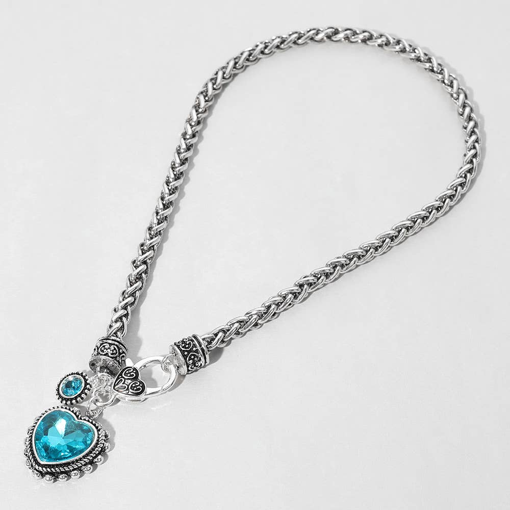 Heart Stone Pointed Pendant Antique Metal Necklace